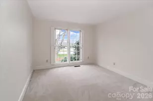 415 N Greenbriar Rd, Statesville, NC 28625 - Photo 32