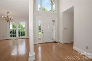 415 N Greenbriar Rd, Statesville, NC 28625 - Photo 4