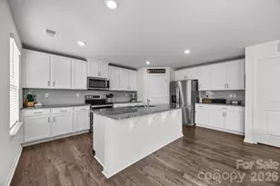 183 Marathon Ln, Candler, NC 28715 - Photo 10