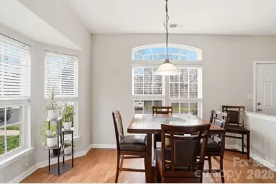 4723 Forestridge Commons Drive, Charlotte, NC 28269 - Photo 6