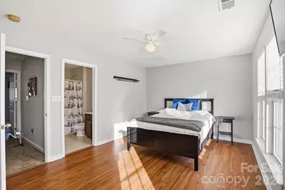 4723 Forestridge Commons Drive, Charlotte, NC 28269 - Photo 30