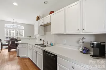 4723 Forestridge Commons Drive, Charlotte, NC 28269 - Photo 12