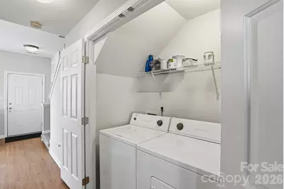 4723 Forestridge Commons Drive, Charlotte, NC 28269 - Photo 18