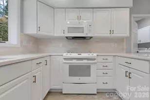 54 Wintergreen Dr, Brevard, NC 28712 - Photo 18