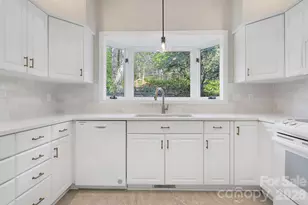 54 Wintergreen Dr, Brevard, NC 28712 - Photo 16