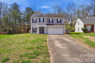 9541 Green Apple Dr, Charlotte, NC 28215 - Photo 1