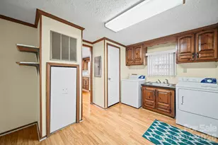 1015 Southwood Dr, Clover, SC 29710 - Photo 10