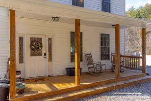 89 Stratford Pl, Sylva, NC 28779 - Photo 2