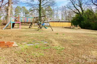 2280 19th Avenue NE, Hickory, NC 28601 - Photo 12