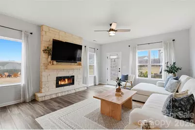 331 Ox Bow Circle, Mount Holly, NC 28120 - Photo 10