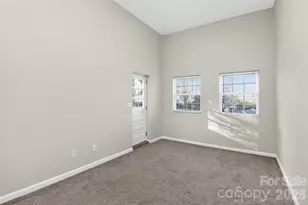 6300 Hawkwood Ln, Charlotte, NC 28277 - Photo 36