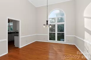 6300 Hawkwood Ln, Charlotte, NC 28277 - Photo 8