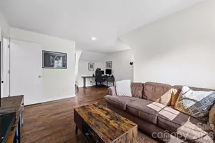 6104 Sunbridge Ct, Charlotte, NC 28269 - Photo 20