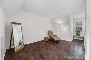 6104 Sunbridge Ct, Charlotte, NC 28269 - Photo 16