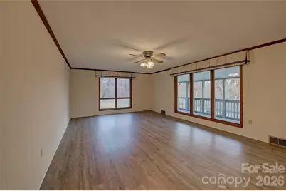 220 Grand View Lane, Burnsville, NC 28714 - Photo 14