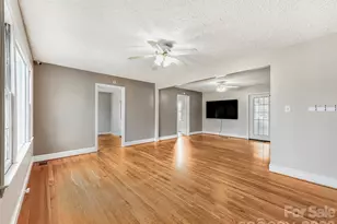 606 Park Ave, Morganton, NC 28655 - Photo 12