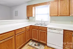 157 Toxaway Vws Dr, Lake Toxaway, NC 28747 - Photo 12