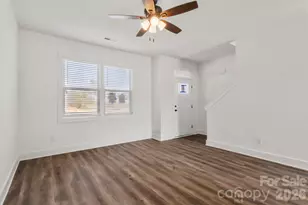 105 Indian Wls Ct, Harmony, NC 28634 - Photo 2