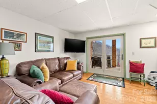 60 Little Creek Dr, Canton, NC 28716 - Photo 6