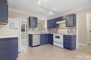 336 Amir Cir, Matthews, NC 28105 - Photo 6