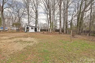 441 Holly Cir, Mount Holly, NC 28120 - Photo 16