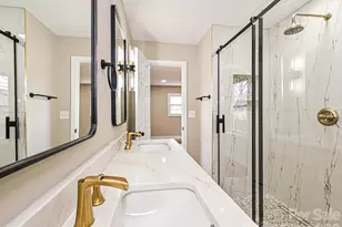 441 Holly Cir, Mount Holly, NC 28120 - Photo 10