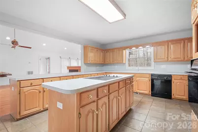 2241 Cordia Circle, Newton, NC 28658 - Photo 6