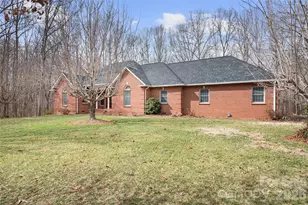2241 Cordia Cir, Newton, NC 28658 - Photo 2