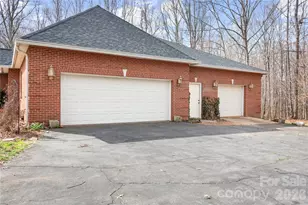 2241 Cordia Cir, Newton, NC 28658 - Photo 24