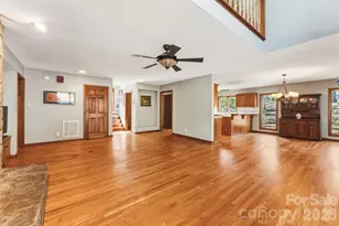 10 Thornwood Ct, Clover, SC 29710 - Photo 8