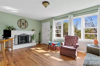 303 Stonewall Avenue, Swannanoa, NC 28778 - Photo 6