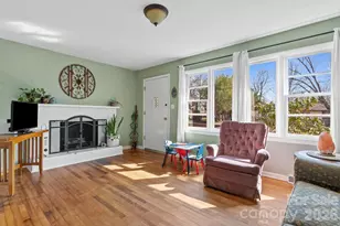 303 Stonewall Ave, Swannanoa, NC 28778 - Photo 6