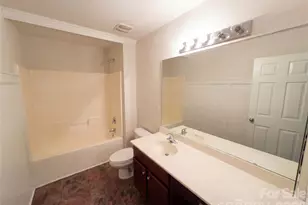 2718 Phillips Woods Ln, Matthews, NC 28105 - Photo 24