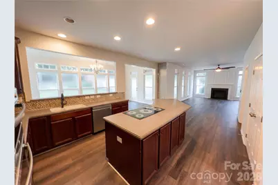 2718 Phillips Woods Lane, Matthews, NC 28105 - Photo 4