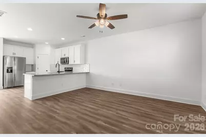 109 Indian Wells Court, Harmony, NC 28634 - Photo 4