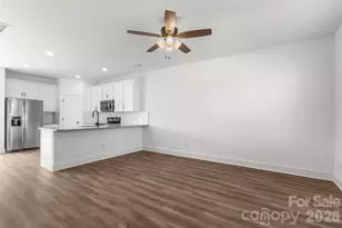 109 Indian Wls Ct, Harmony, NC 28634 - Photo 4