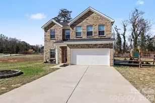 101 Rocklyn Ln, Salisbury, NC 28146 - Photo 2
