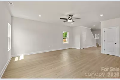 6717 Fairford Drive, Charlotte, NC 28215 - Photo 4