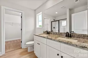 6717 Fairford Dr, Charlotte, NC 28215 - Photo 12