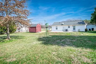 370 Weathers Creek Rd, Troutman, NC 28166 - Photo 26