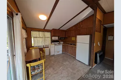 260 Oak Ridge Road, Hendersonville, NC 28792 - Photo 12