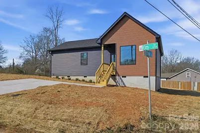 1021 Elm Street, Kannapolis, NC 28081 - Photo 2