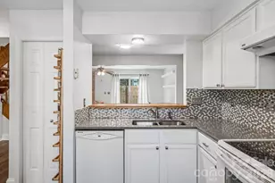 1344 Maple Shade Ln, Charlotte, NC 28270 - Photo 8