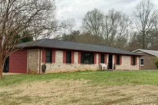 701 Cherry Ln, Shelby, NC 28150 - Photo 2