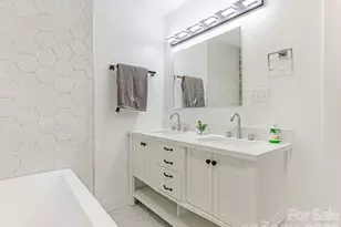 1831 Erie St, Charlotte, NC 28216 - Photo 20