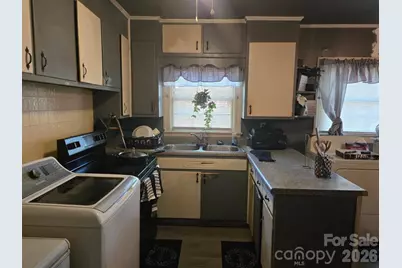 1117 Candlewood Drive, Kinston, NC 28501 - Photo 4