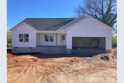 3669 Wakefield Drive, Newton, NC 28658 - Photo 1