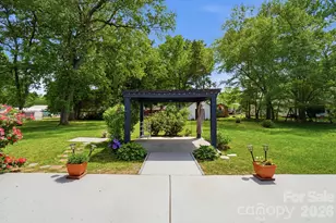 324 Autumn Dr, Harrisburg, NC 28075 - Photo 34