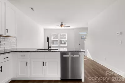 114 Indian Wells Court, Harmony, NC 28634 - Photo 8