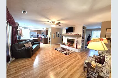 106 E Laurel Lane, Etowah, NC 28729 - Photo 14